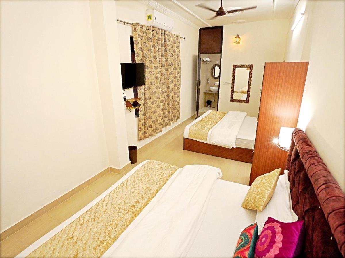 The Neeraj Palace Rishikesh Exterior photo